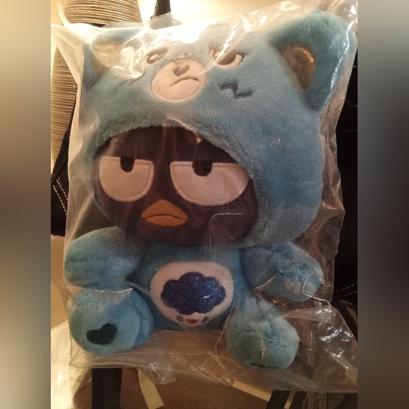 Hello Kitty Badtz Maru + Carebears Grumpy Bear costume - Picture 2 of 9